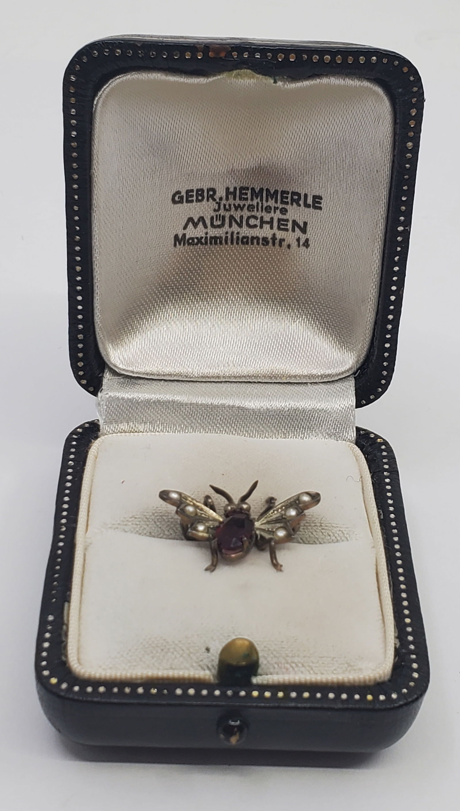 Antique 800 Silver Guilted Brooch set with Garnets and Pearls (1 of 9)