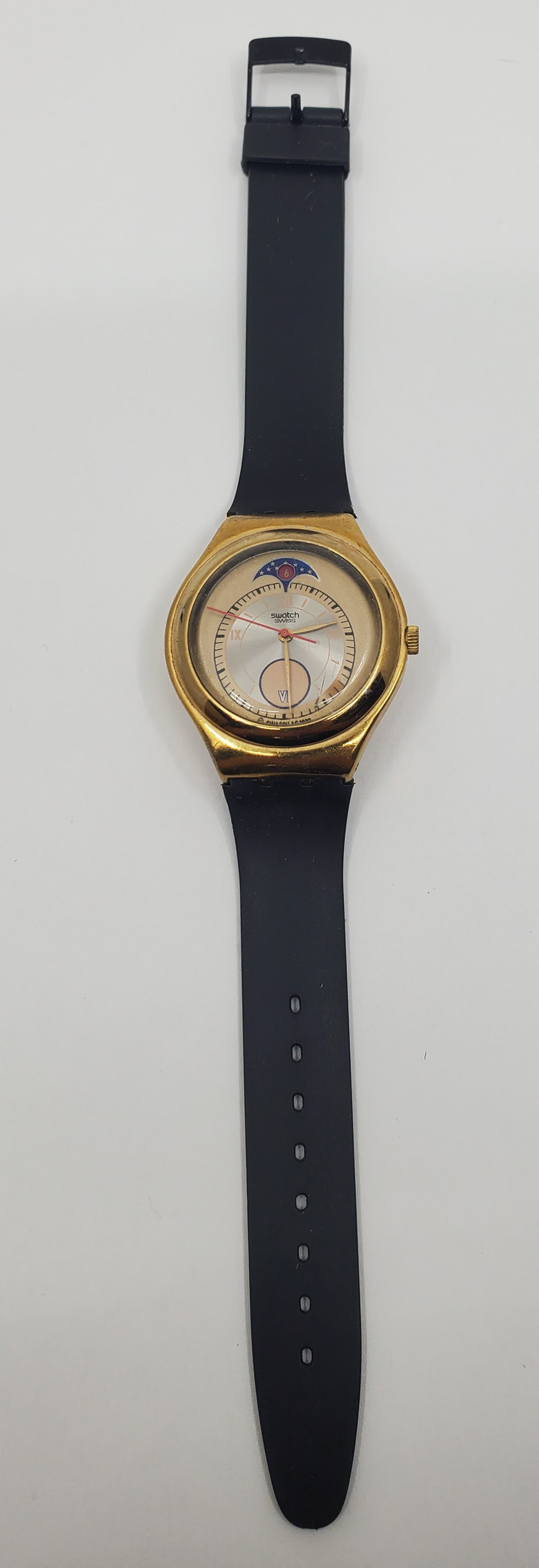 SWATCH AG1993 Wristwatch: 36 mm in diameter Needs a new battery.