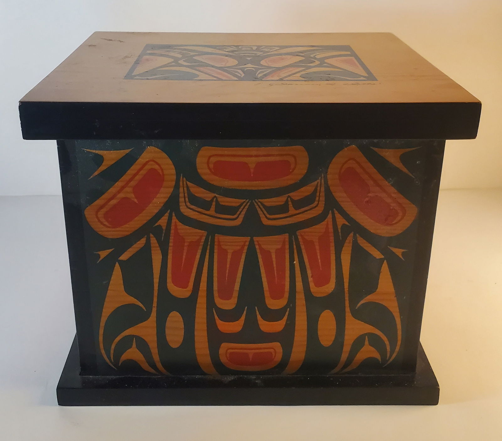 CLARENCE A. WELLS First Nations Rectangular Painted Wooden Box with Cover (1 of 6)