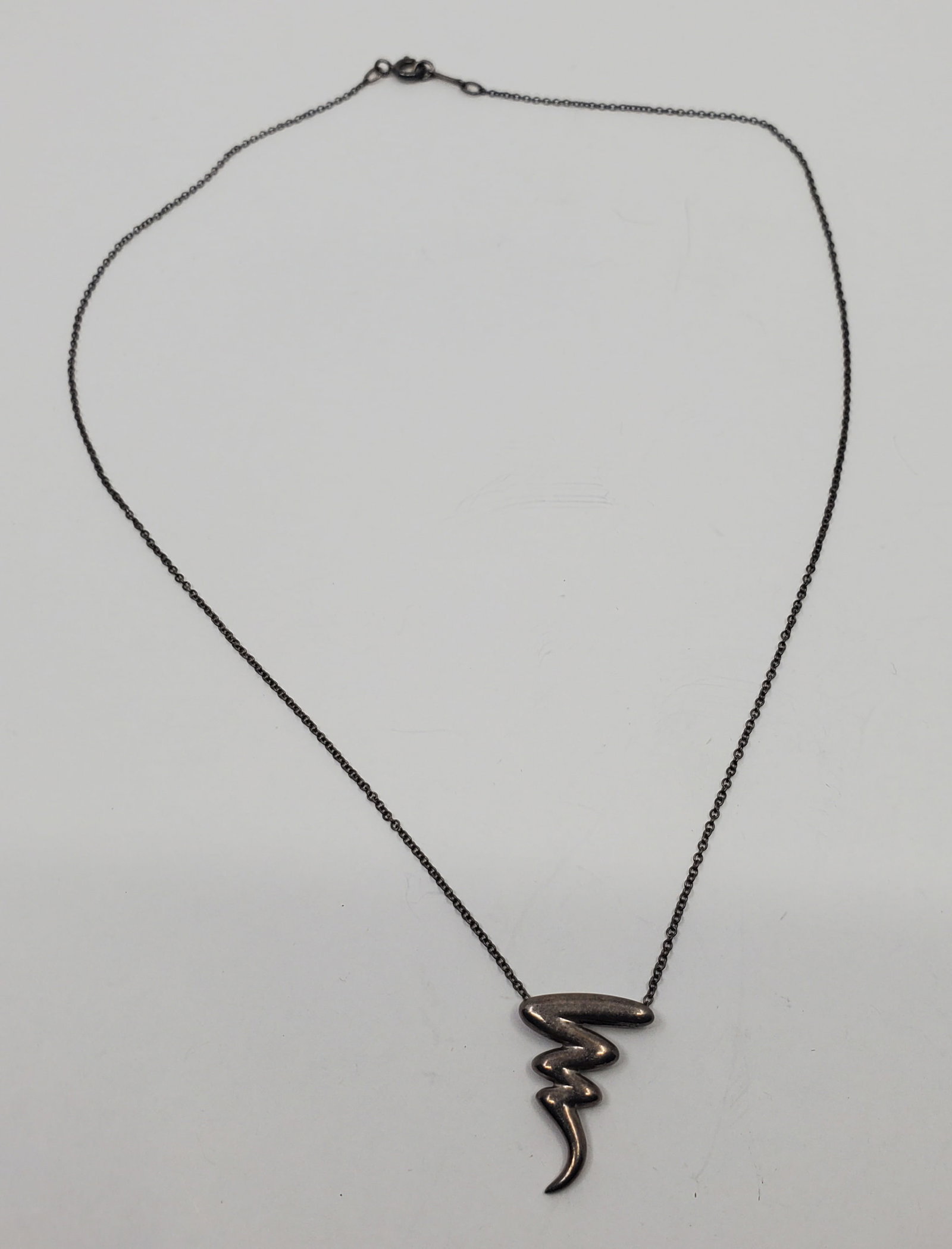Paloma Picasso for Tiffany & Co, Sterling Silver Necklace: Sterling Silver Necklace, marked on the back Paloma Picasso Tiffany & Co 925 18" Weight : 3,3 g