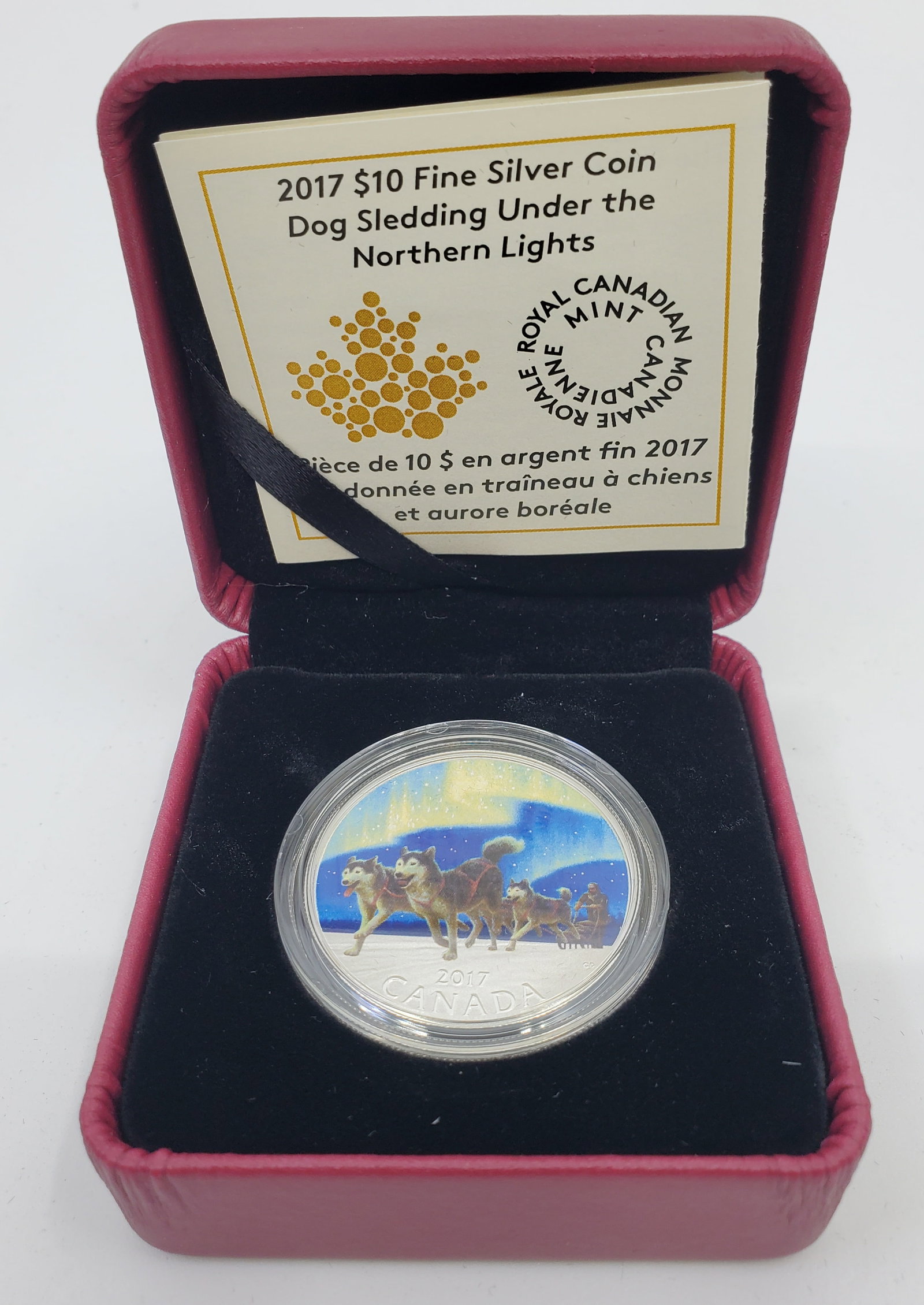 2017 $10 Fine Silver Coin, Dog Sledding Under the Northern Lights: RCM 10$ Canadian Fine Silver Coin, 99,99 Pure silver 15,87 gLimited Edition : 00696/15000In it's original box with Paper