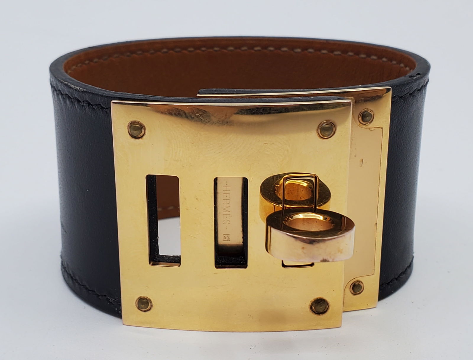 Hermes Vendome Monte Carlo Kelly Dog Leather Bracelet (1 of 8)