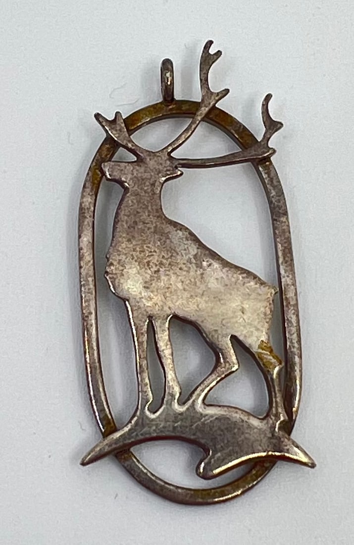 Danish Vintage Sterling Silver Karasjok Elk Pendant: Sterling Silver Elg Pendant, marked on the back Karasjok 925 S 1 5/8" x 3/4"Weight: 5,7 g