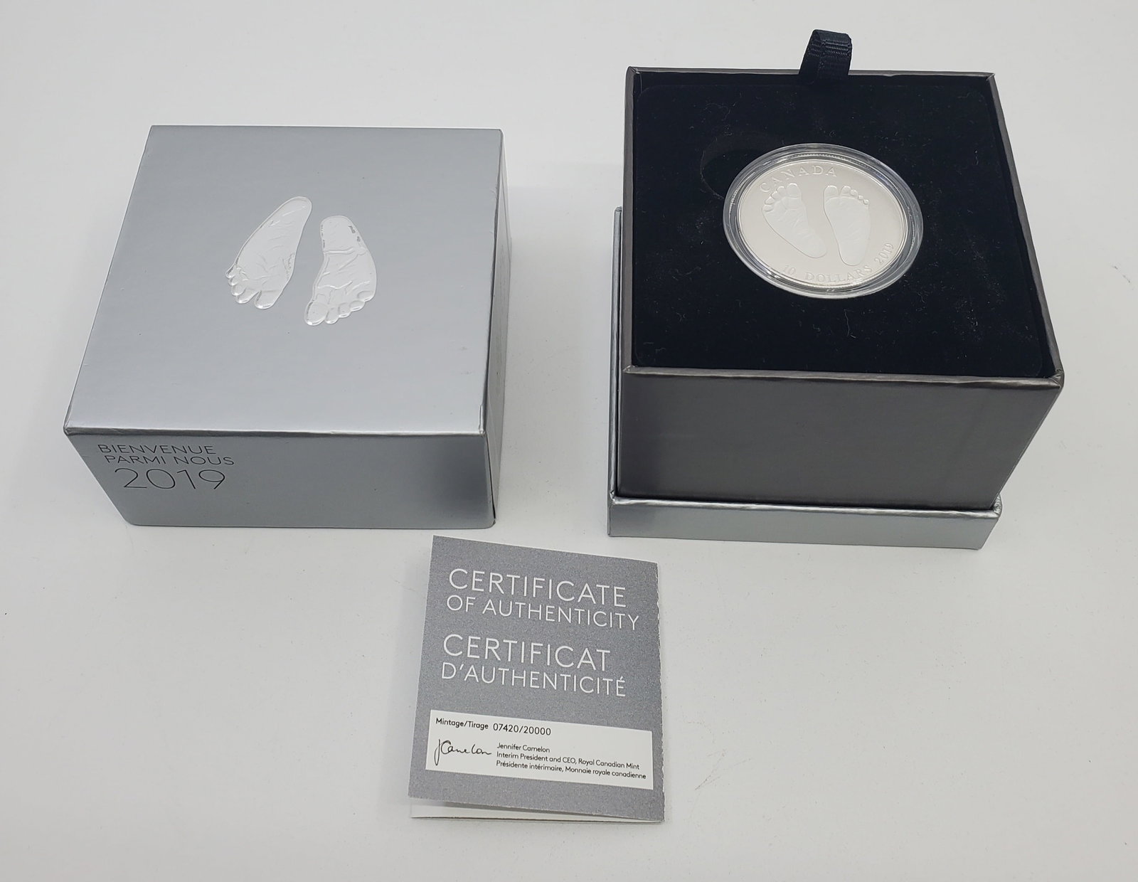 CANADA 2019 $10 Welcome to the World Silver Proof Coin: Encapsulated, boxed, with certificate. .9999 fine silver. 34 mm. 15.87 grams. Depicts the footprints of a newborn baby.
