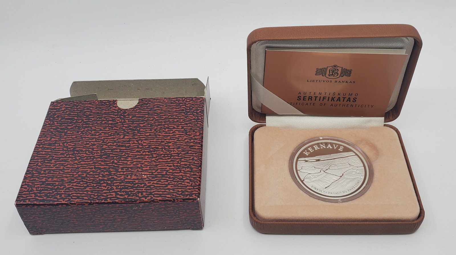 LITHUANIA 2005 50 Litas Proof Silver Coin Kernavé (1 of 7)