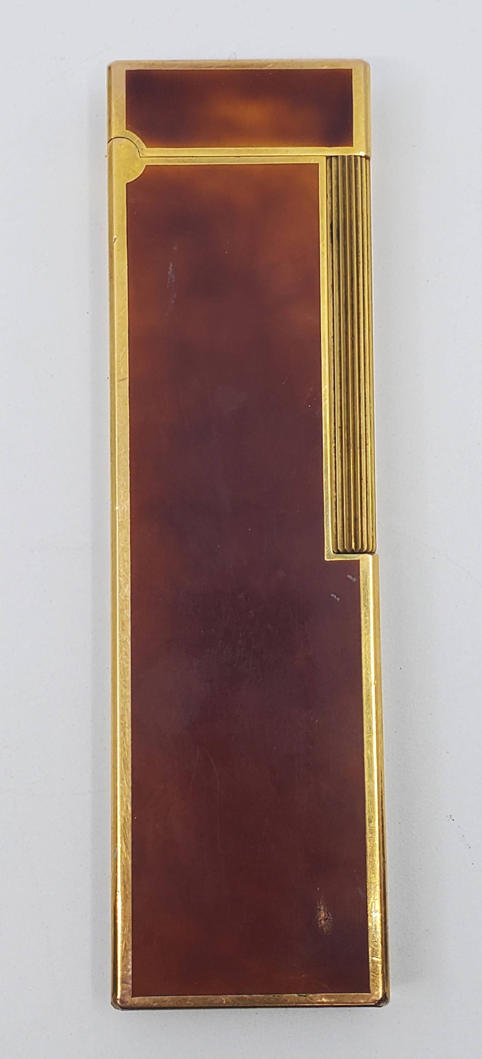 Vintage S. T. DUPONT Chinese Lacquer Table Lighter (1 of 6)