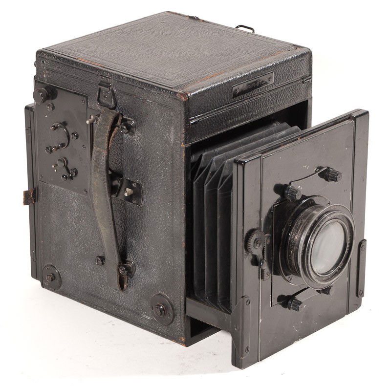 Reflex Plate Camera: Reflex Plate Camera with T.T. & H. Cooke Lens. Manufactured by Marion & Co. Ltd. in London, England. Provenance: The Kaprelian Camera Collection, Philadelphia, PA.