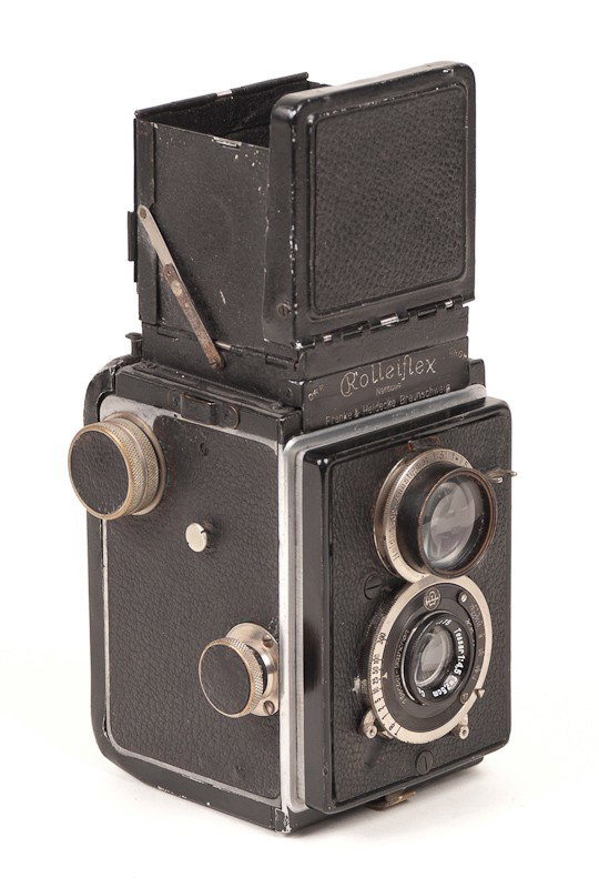 Rolleiflex Original, Twin Lens Reflex Camera: Rolleiflex Original, Twin Lens Reflex, 120 Roll Film Camera (Serial No. 65099) with Compur Shutter and Zeiss Tessar Lens. Manufactured by Franke & Heidecke in Braunschweig, Germany. Provenance: The Ka