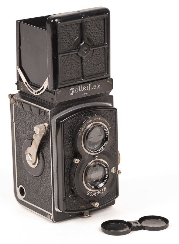 Rolleiflex Standard, Twin Lens Reflex Camera: Rolleiflex Standard, Twin Lens Reflex, 120 Roll Film Camera with Compur Shutter and Zeiss Triotar Lens. Manufactured by Franke & Heidecke in Braunschweig, Germany. Provenance: The Kaprelian Camera Col