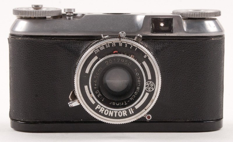 Necca 35mm Camera : Necca 35mm Camera with Rodenstock-Trinar Lens and Prontor II Shutter. Manufactured by Necca Kamerawerkstatte in Germany circa 1947-50. Provenance: The Kaprelian Camera Collection, Philadelphia, PA.