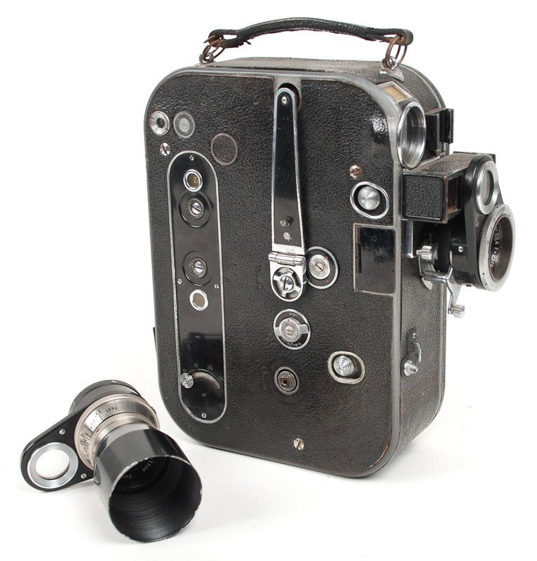 Zeiss Ikon Movikon 16mm Movie Camera with Sonnar Lens: Zeiss Ikon Movikon 16mm Movie Camera (Serial no. 49305) with Extra Sonnar Lens. Manufactured in Germany. Provenance: The Kaprelian Camera Collection, Philadelphia, PA.