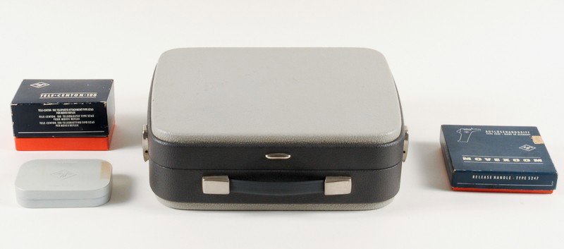 Agfa Movex Reflex Movie Camera with Accessories - 2