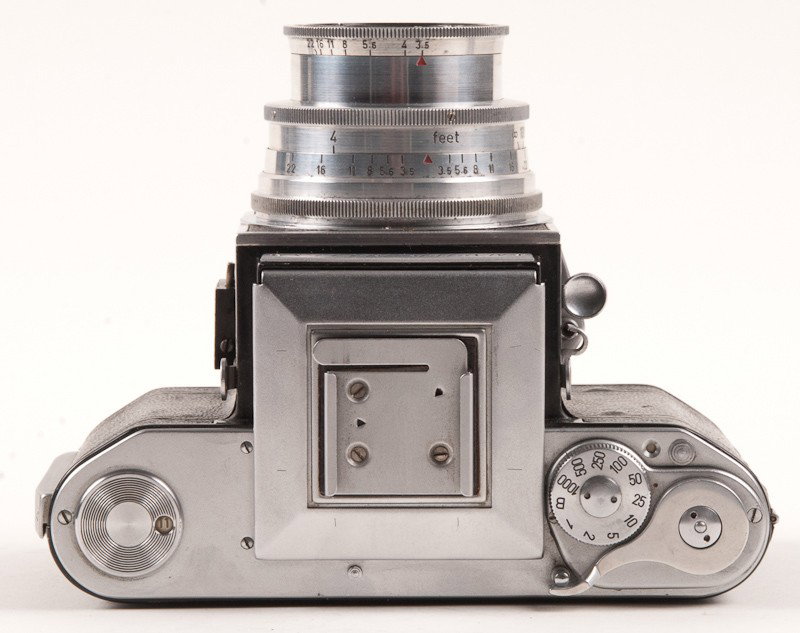 Master Reflex Roll Film Camera - 9