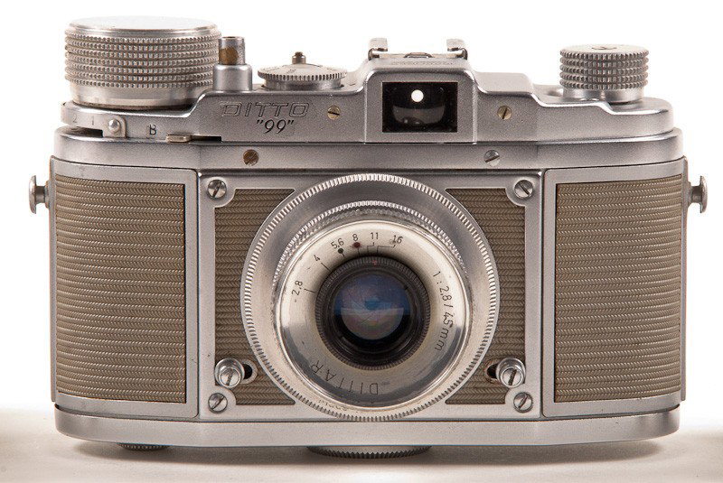 Ditto 99 Roll Film Viewfinder Camera - 2