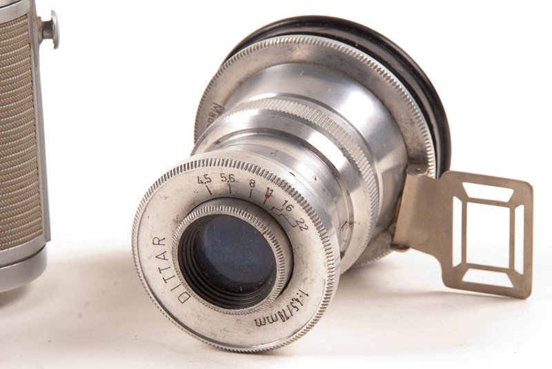 Ditto 99 Roll Film Viewfinder Camera - 4