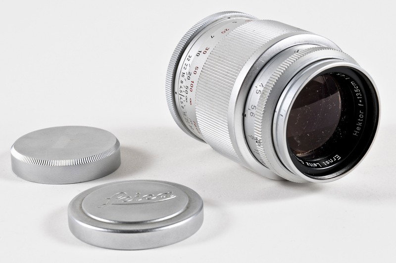 Hektor f/4.5 13.5cm Leica Screw-Mount Lens: Hektor f/4.5 13.5cm Leica Screw-Mount Lens (Serial No. 1238455), Chrome. Manufactured by Ernst Leitz in Wetzlar, Germany. Provenance: The Kaprelian Camera Collection, Philadelphia, PA.