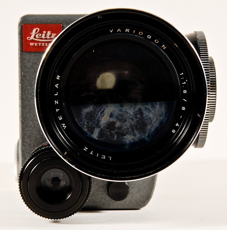 Leicina 8 V, 8mm Movie Camera - 8