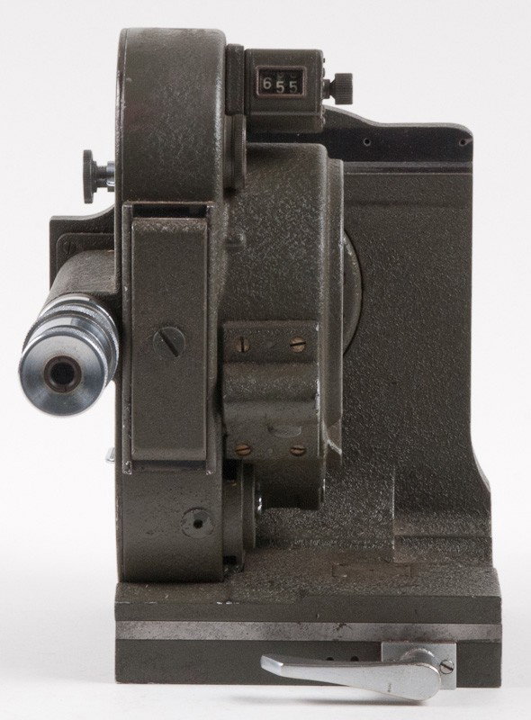 US Military Issue Bell & Howell 16mm 70-J Movie Camera - 5
