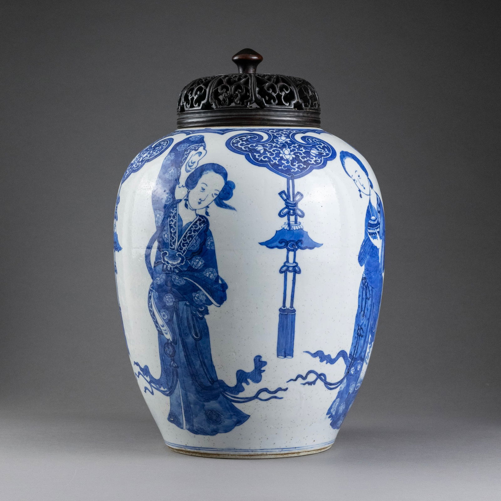 Chinese Blue and White Glazed Porcelain Jar (1 of 9)