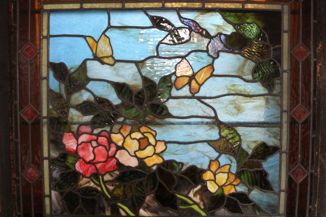 RARE ATTRIBUTED TO TIFFANY STUDIOS OR LA FARGE WINDOW (1 of 19)