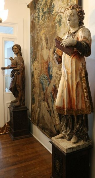 LARGE 18TH CENTURY ITALIAN SANTOS FIGURE OF ST. JOHN (1 of 6)