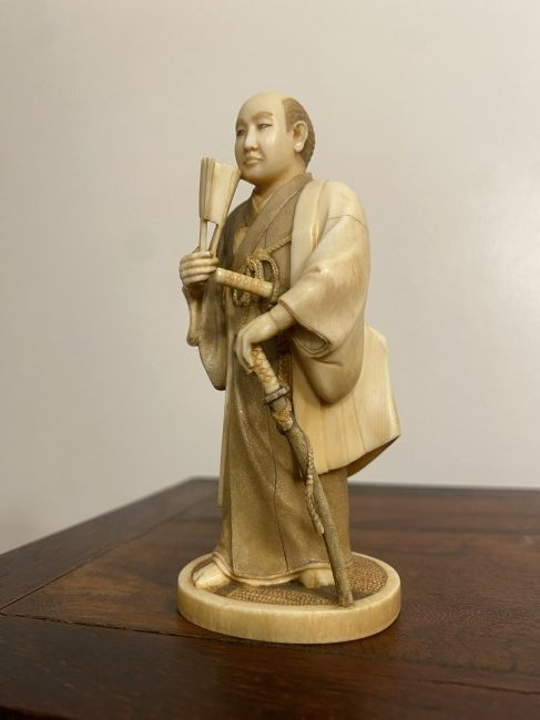JAPANESE MEIJI PERIOD SIGNED NETSUKE SAMURI: VERY FINE ANTIQUE SIGNED MEIJI PERIOD NETSUKEThe piece measures at approximately nearly 4 1/2 inches in heightOverall, very good condition. No repairs present. Age expected ware.