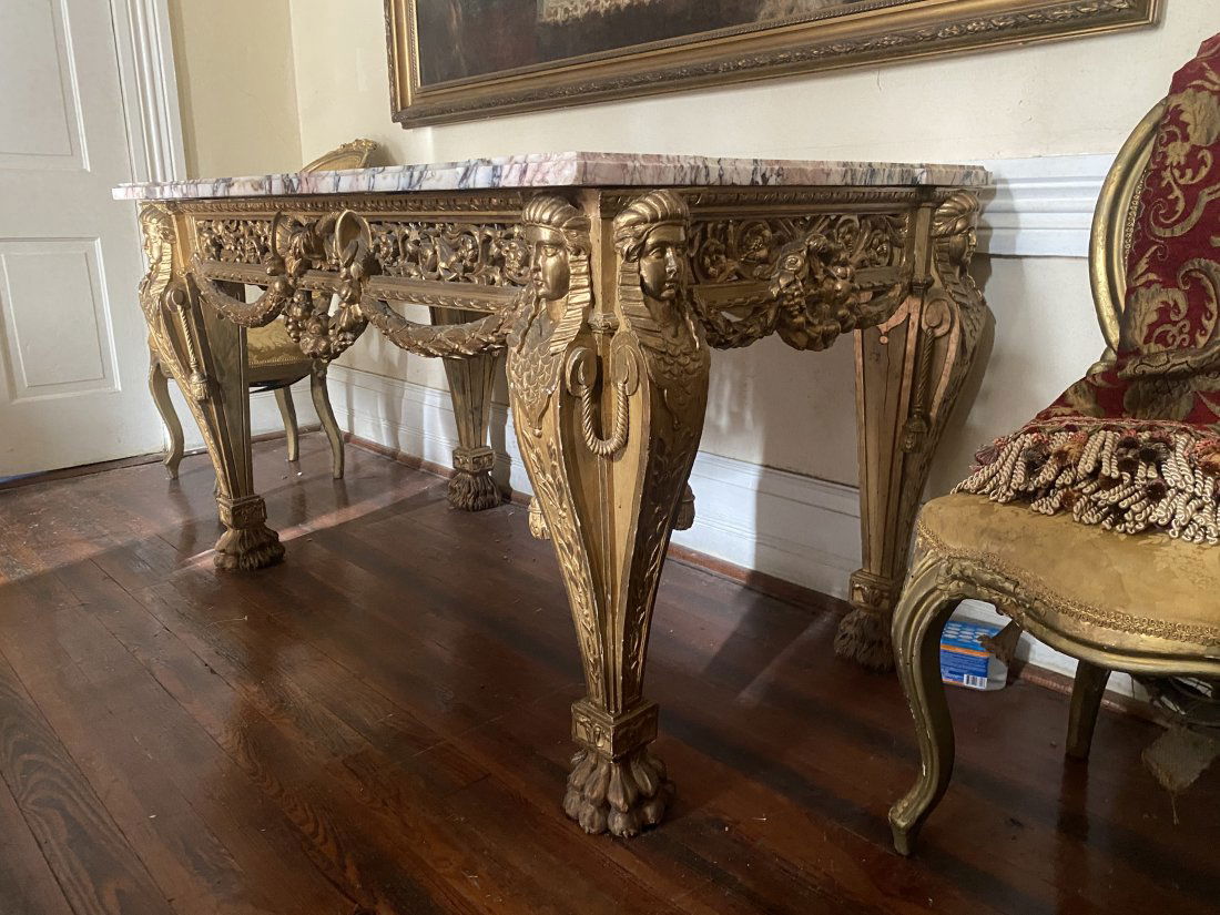 SUPERB GILT WOOD AND ORIGINAL MARBLE TOP CENTER TABLE  WILLIAM KENT (1 of 6)