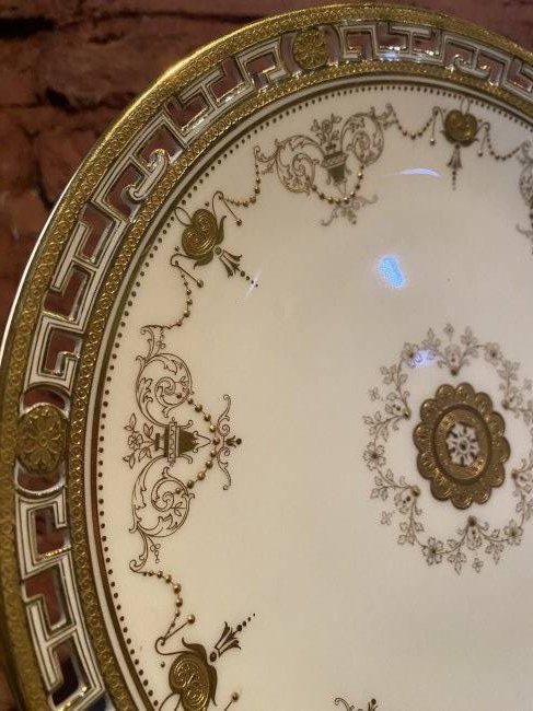 Fine antique Minton Tiffany and co. Plates pair: Fine antique Minton for Tiffany Co. plates. These are very fine. Slight ware to gilt