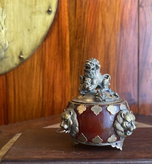 Rare antique chinese Qing Dynasty agate covered box marked (1 of 5)