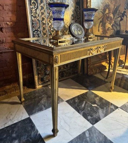Fine antique French XVI gilt wood Table (1 of 8)