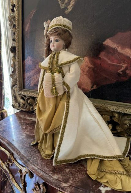 French antique? Bru Fashion Doll (1 of 7)