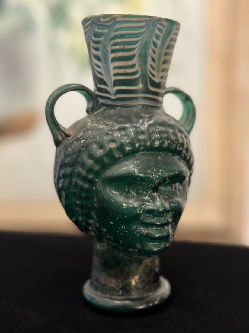 Extremely rare early Roman glass chalice (1 of 8)