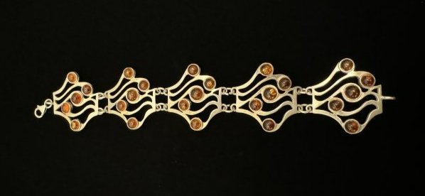 Art Nouveau silver and Amber Austrian Vienna secessionist Josef Hoffman attributed bracelet: Beautiful Vienna secessionist Amber bracelet attributed to Josef Hoffman.