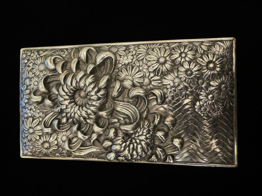 Superb Meiji Period Japanese Silver Box (1 of 11)