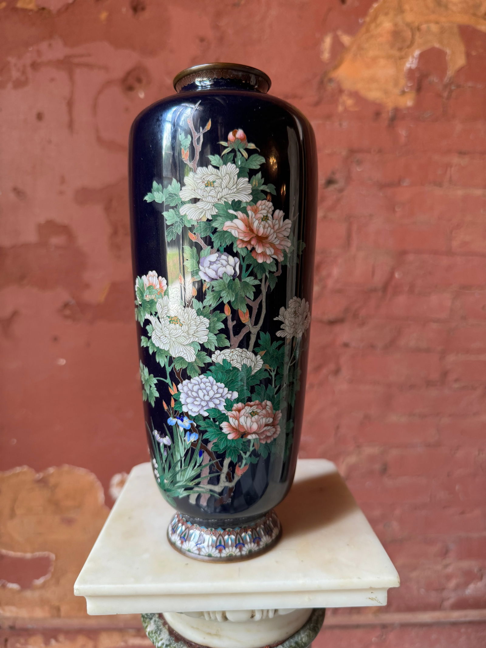 Beautiful Meiji period Silver wire work cloisonné vase (1 of 7)