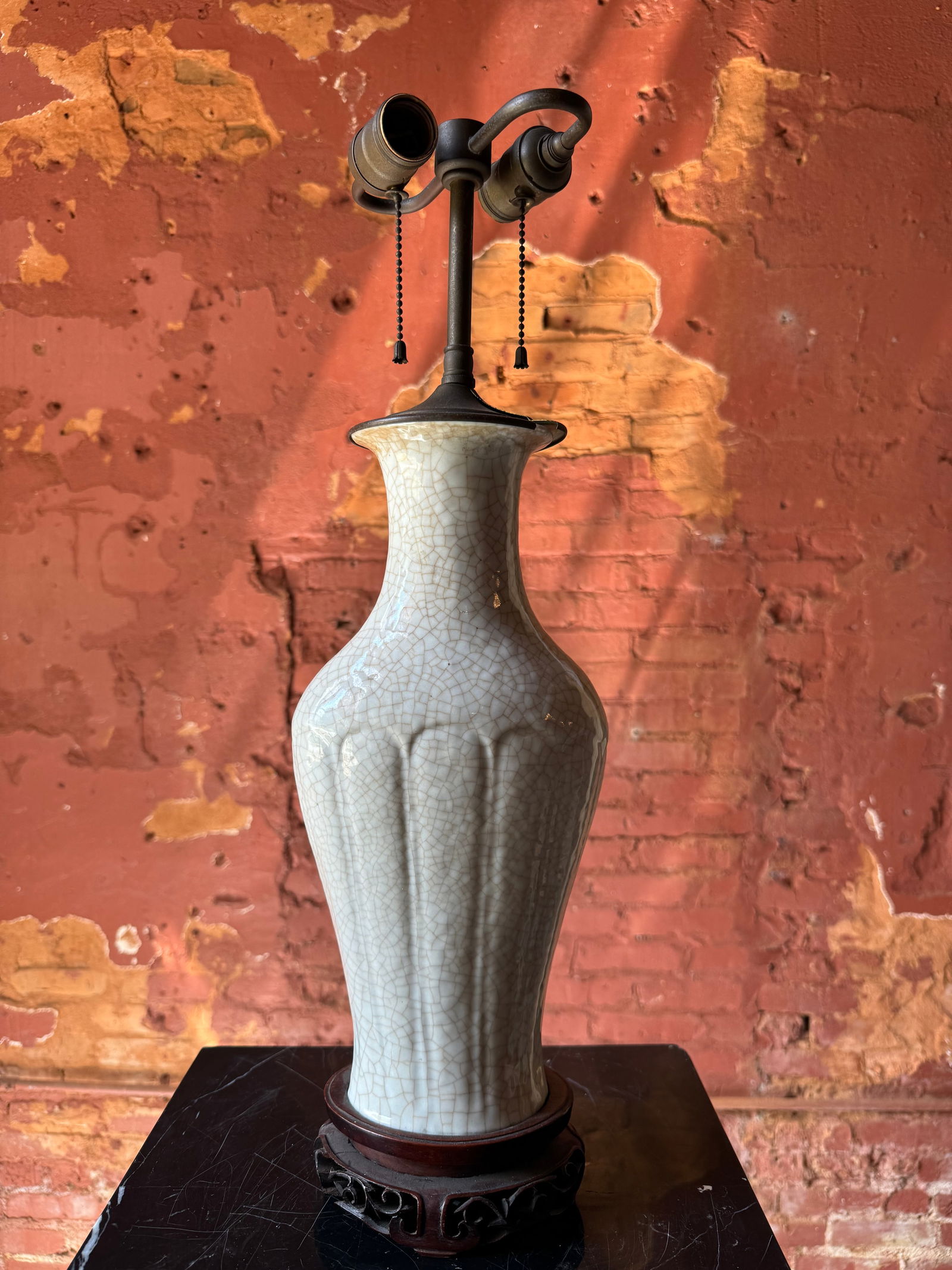 Antique Chinese porcelain vase qing dynasty (1 of 2)