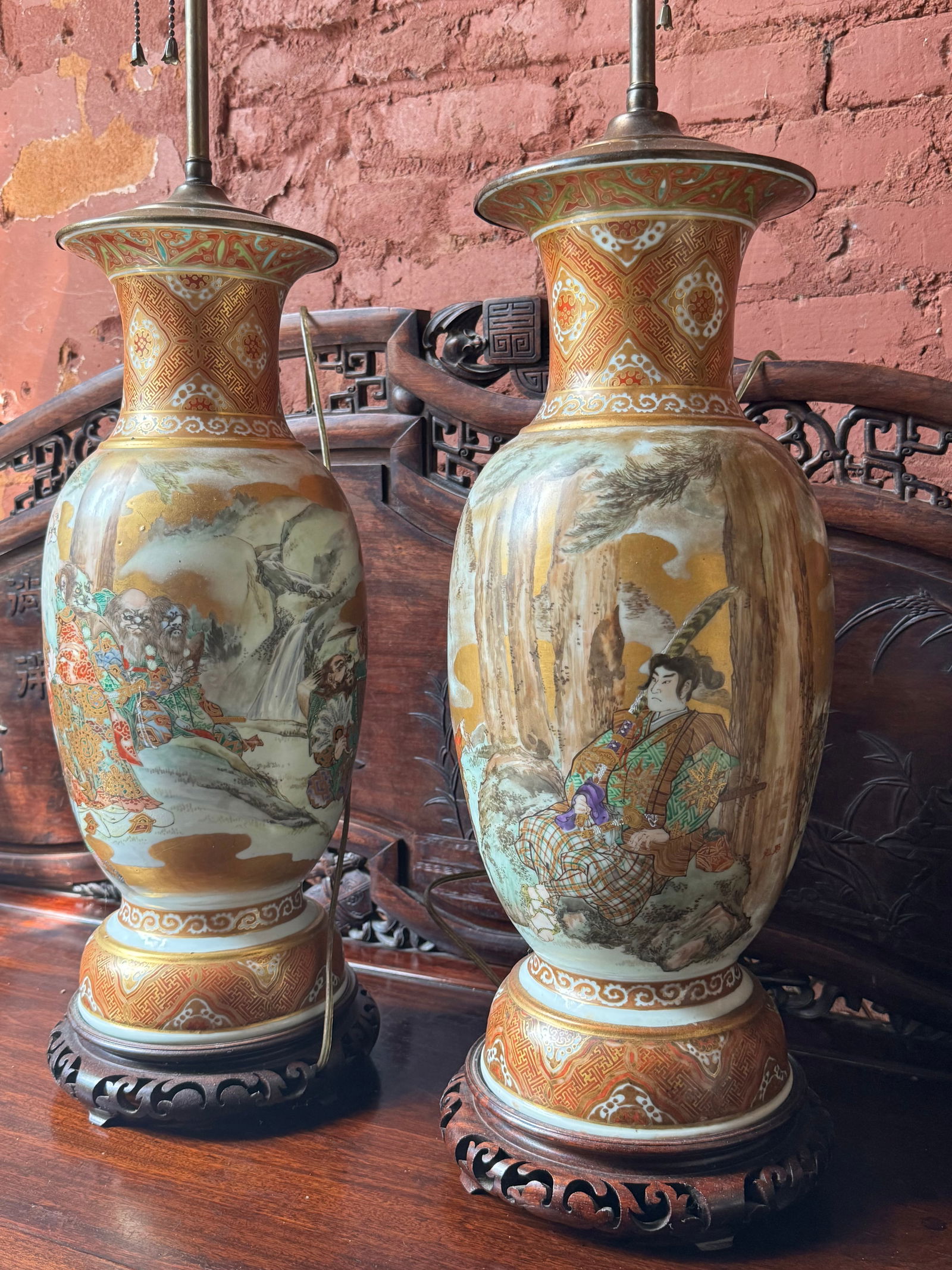 Fine Antique Pair of Japanese Meiji period Satsuma vases (1 of 6)