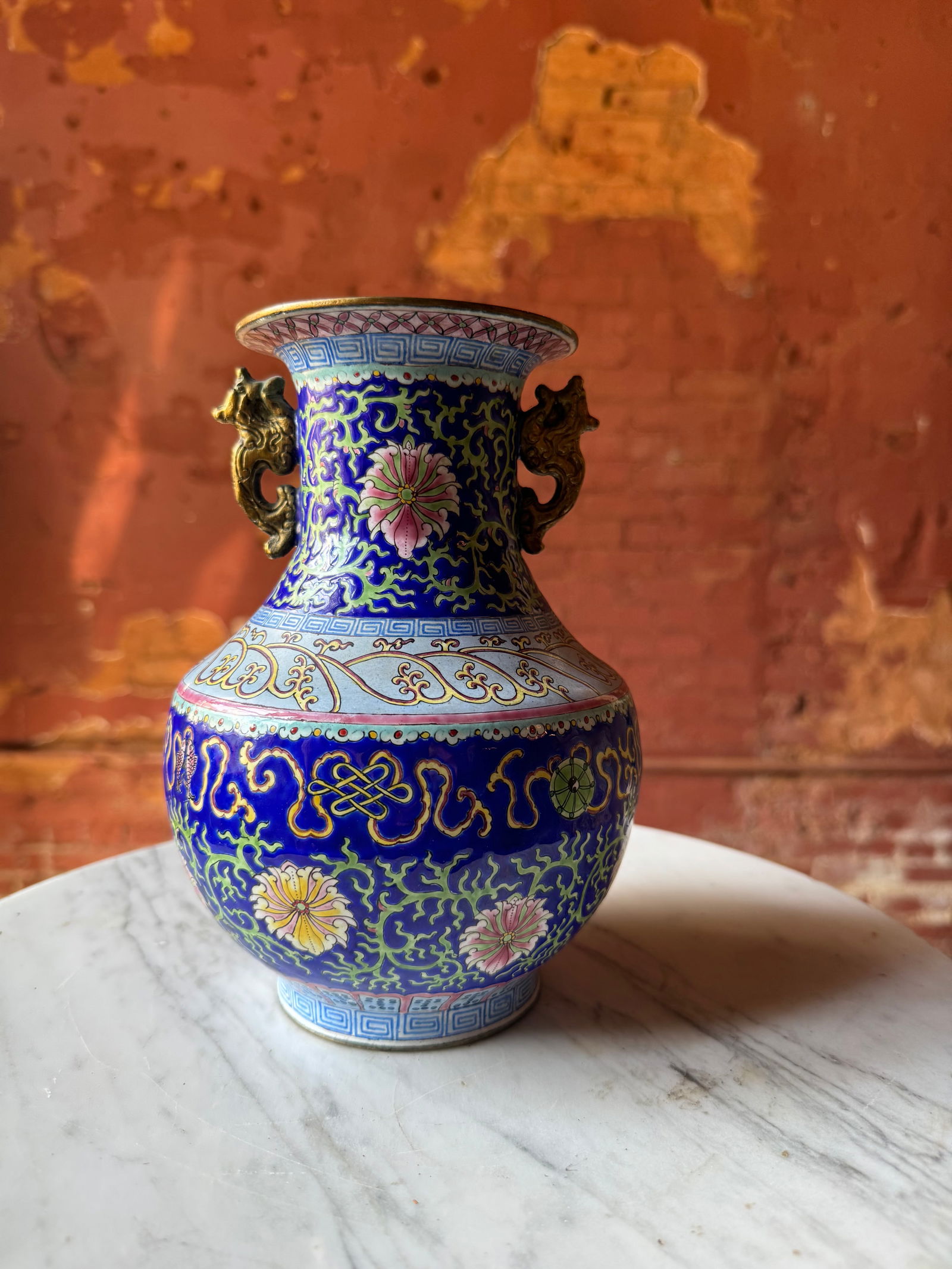 Fine Antique Chinese Qing dynasty Canton Enamel vase (1 of 5)