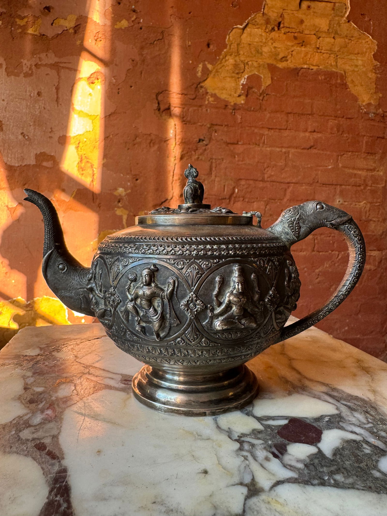 Fine Antique Indian Silver teapot (1 of 6)
