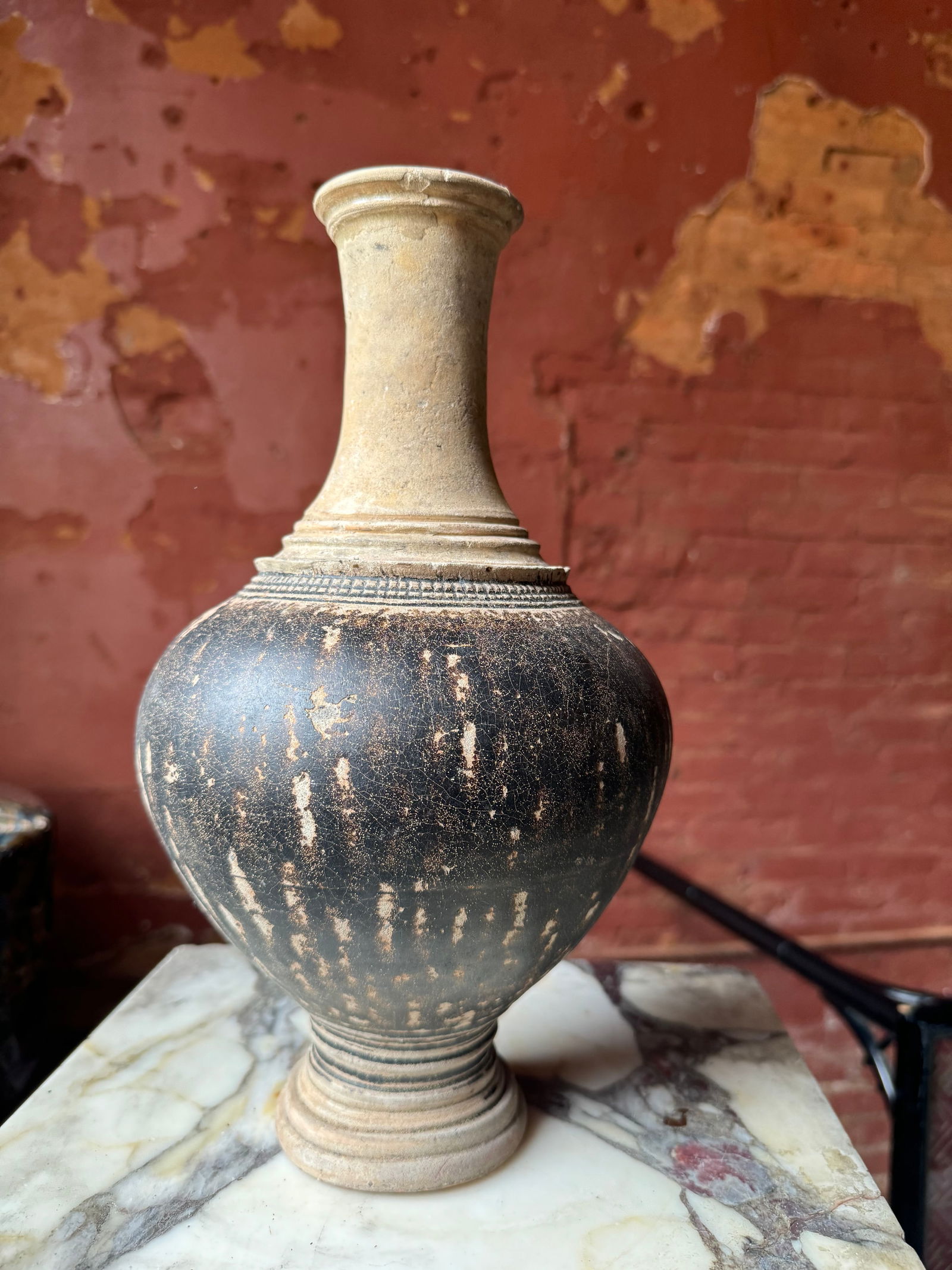 Early Southeast Asian Cambodian pottery vessel (1 of 3)