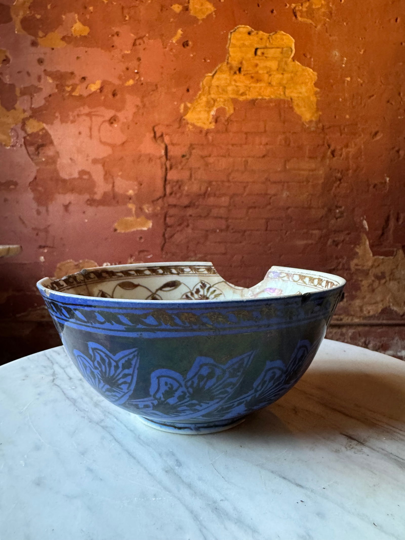 Early Islamic 17th century Iranian porcelain lusterware bowl: Early Islamic Safavid period Iranian lusterware porcelain 17th century. As found from a prominent European estate.