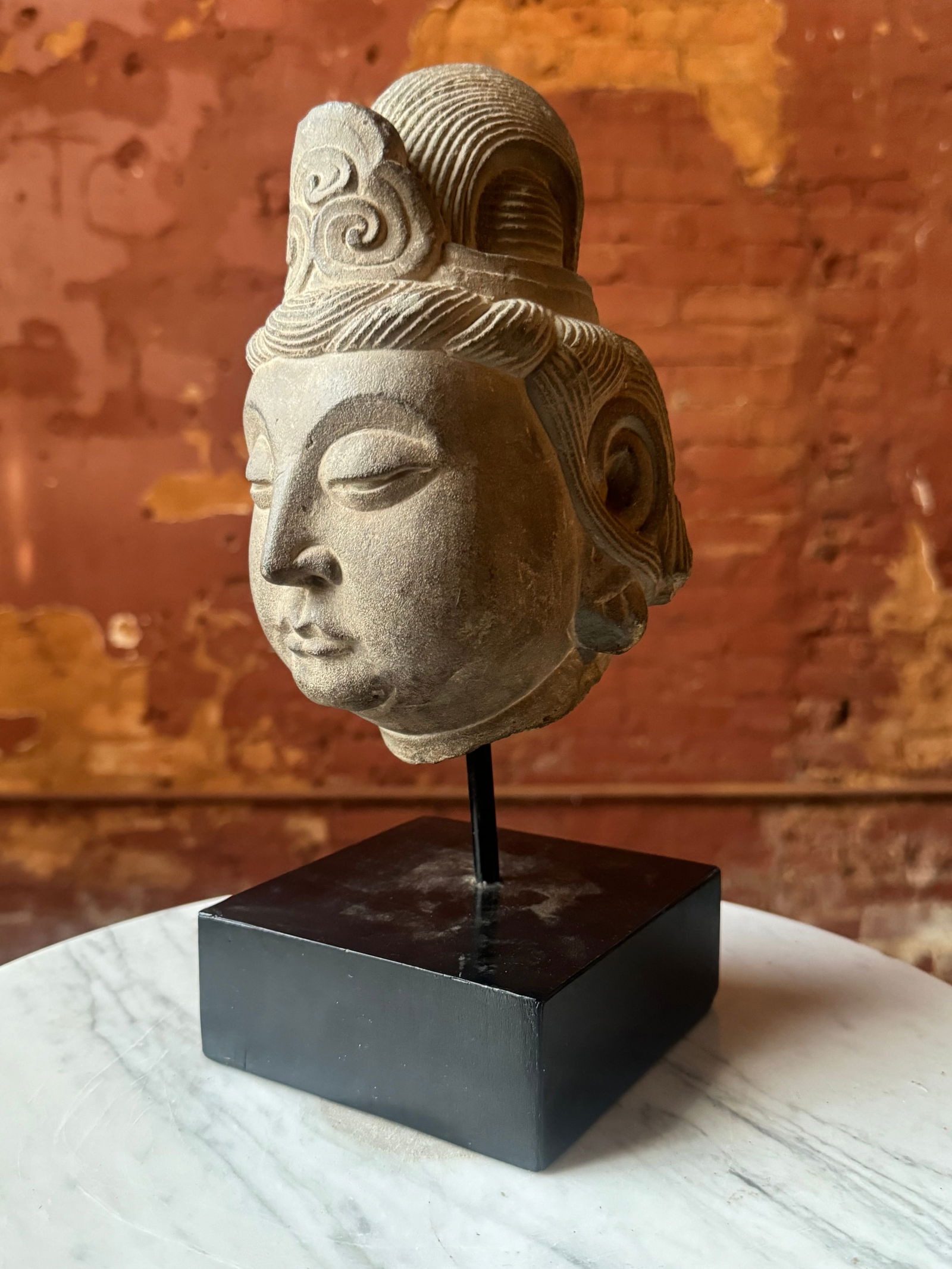 Important Ming Dynasty Stone Head: Important Ming or earlier carved stone head of Buddha. Beautifully carved showing signs of great age. From a prominent Tampa Bay Estate.