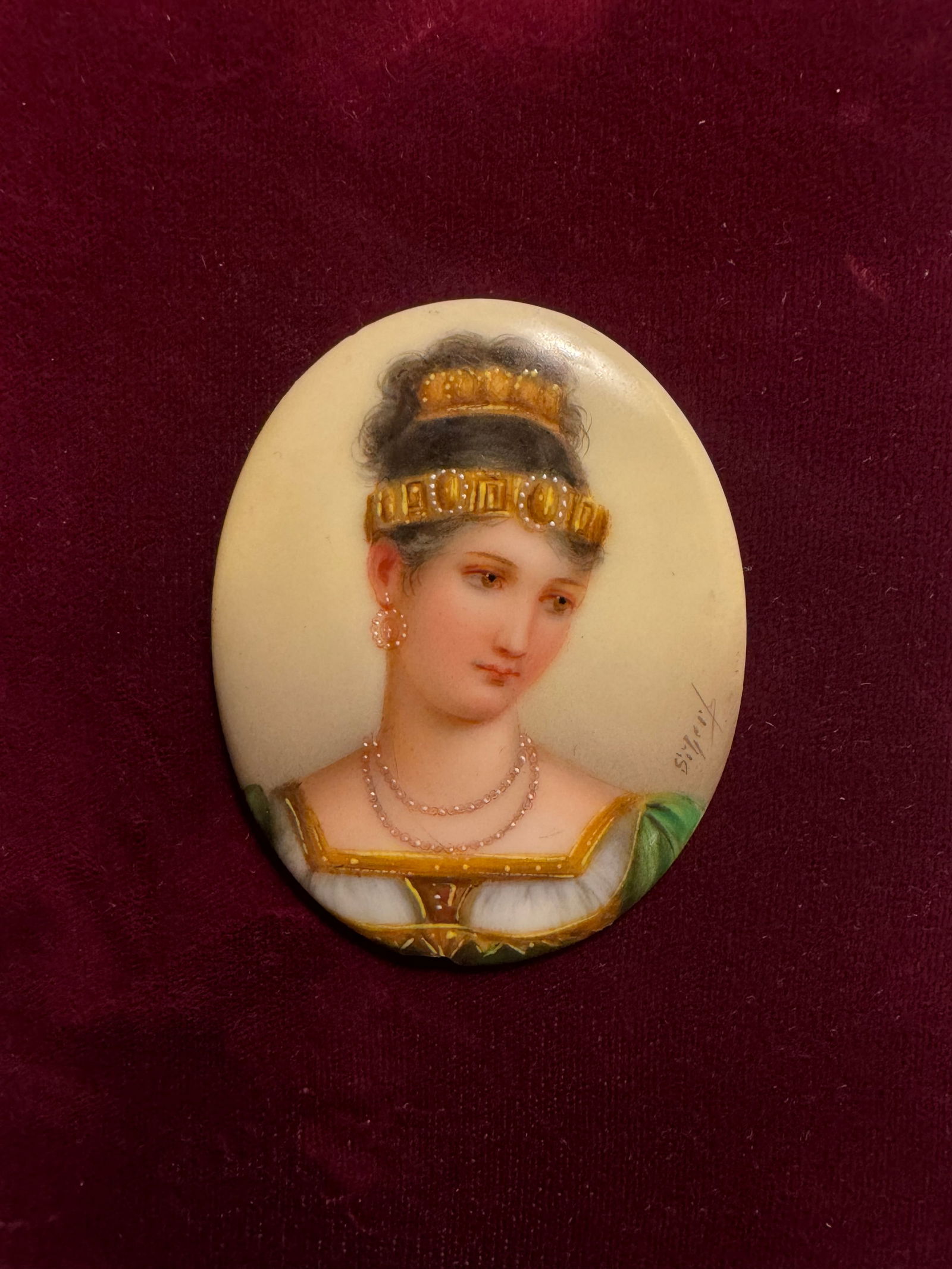 French Empire SALOMON-GUILLAUME COUNIS miniature of Pauline Borghese, née Bonaparte: French Empire period portrait, miniature attributed to SALOMON-GUILLAUME COUNIS | Portrait of Pauline Borghese, née Bonaparte (1780-1825)
