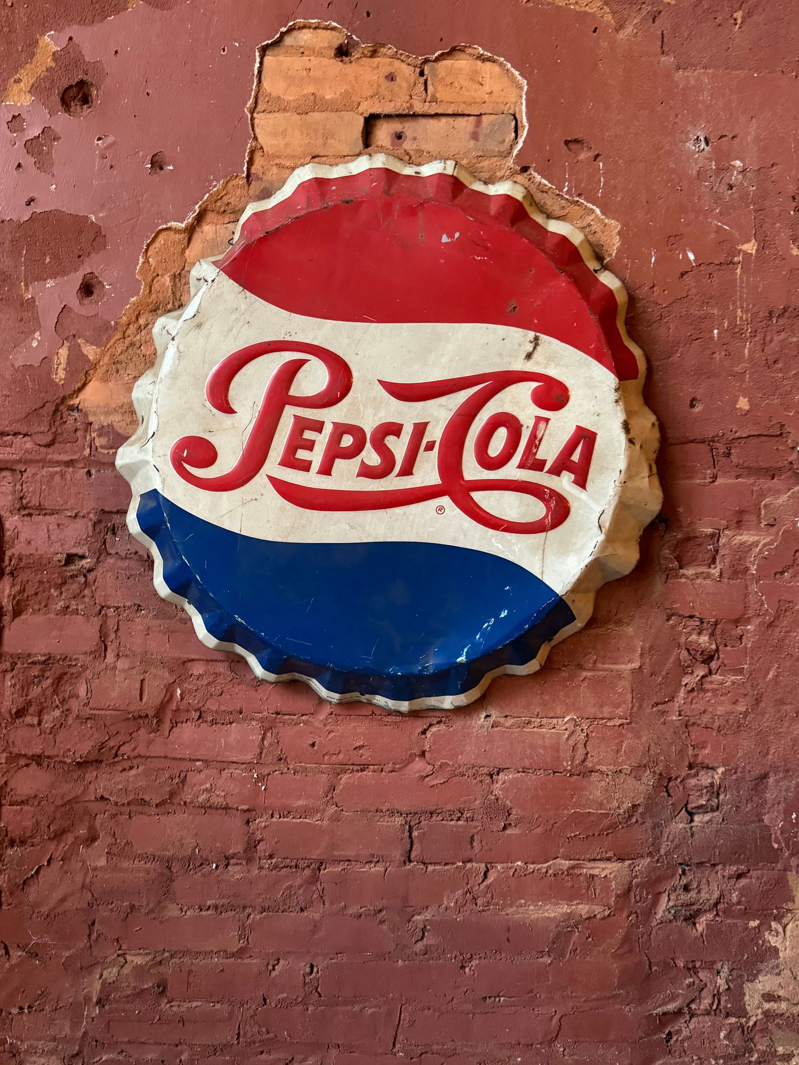 Antique Pepsi Cola sign Pop Art: Amazing antique Pepsi-Cola metal bottle cap sign