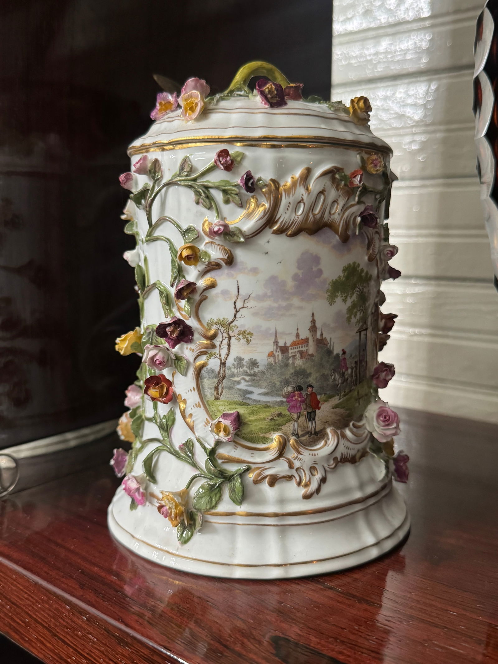 Important Meissen 19th century Tankard (1 of 8)