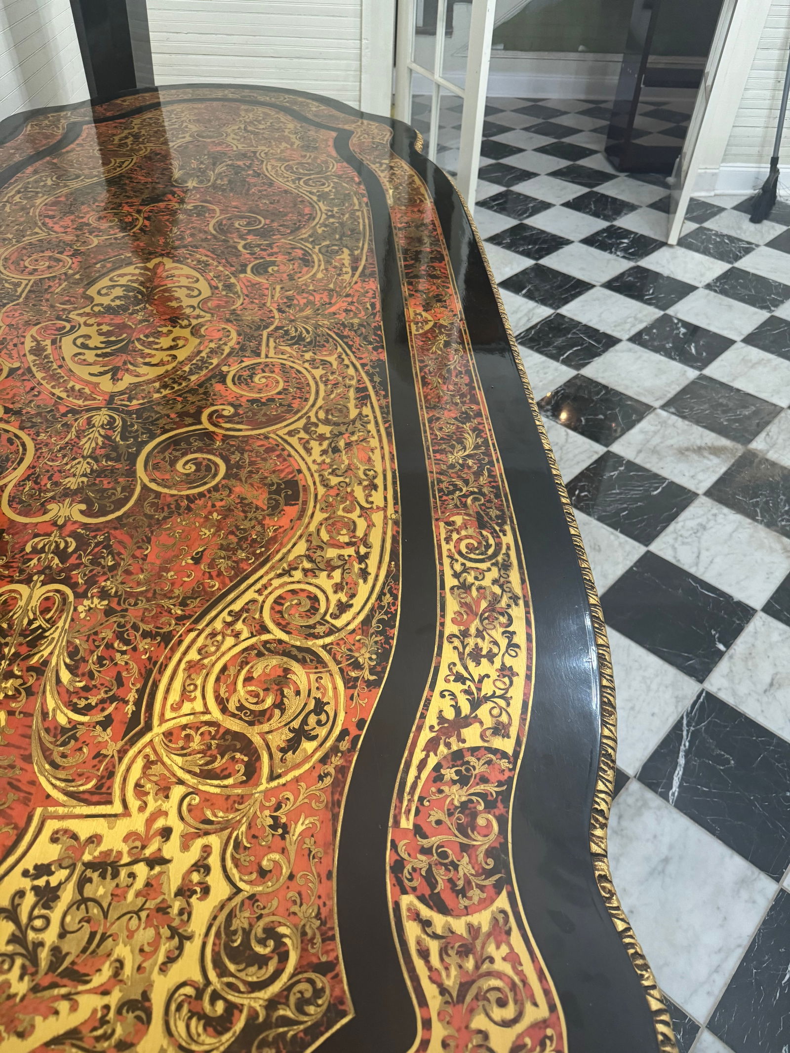 Fine Antique Andre Charles Boulle French Table and 8 chairs: Very fine antique Boulle Style inlaid French dinning table w/8 chairs. Very fine. Gilt bronze mounted. From a prominent Los Angeles Estate