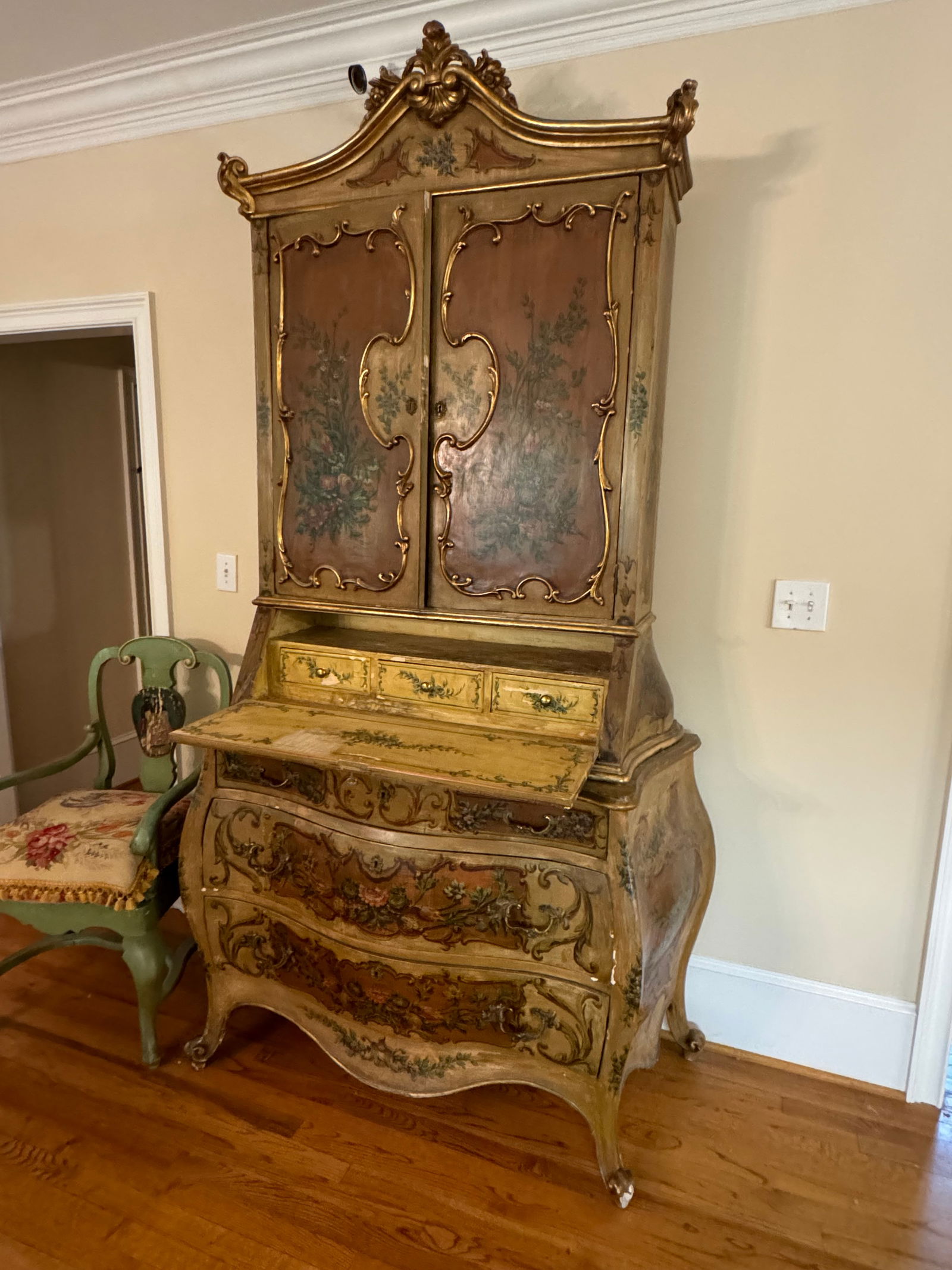 Fine 18th century Venetian Bombay form secretary (1 of 2)