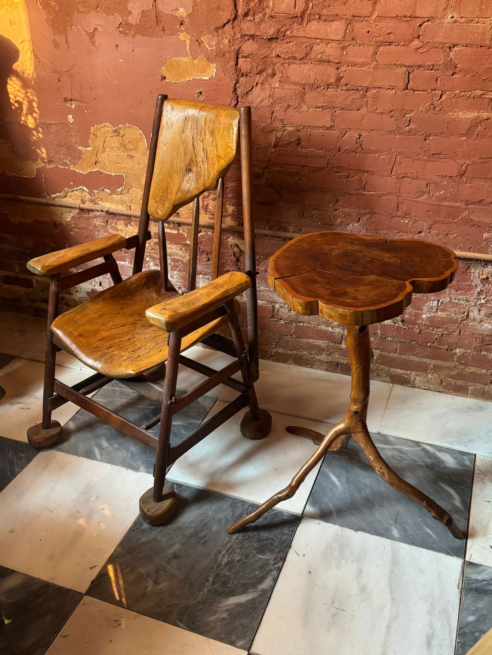 George Nakashima Mid Century Modern Table: Amazing 1970’s mid century live edge side table in the manner of George Nakashima. A fine and very sculptural example of live edge, modernist furniture.(please note this listing is for the table onl