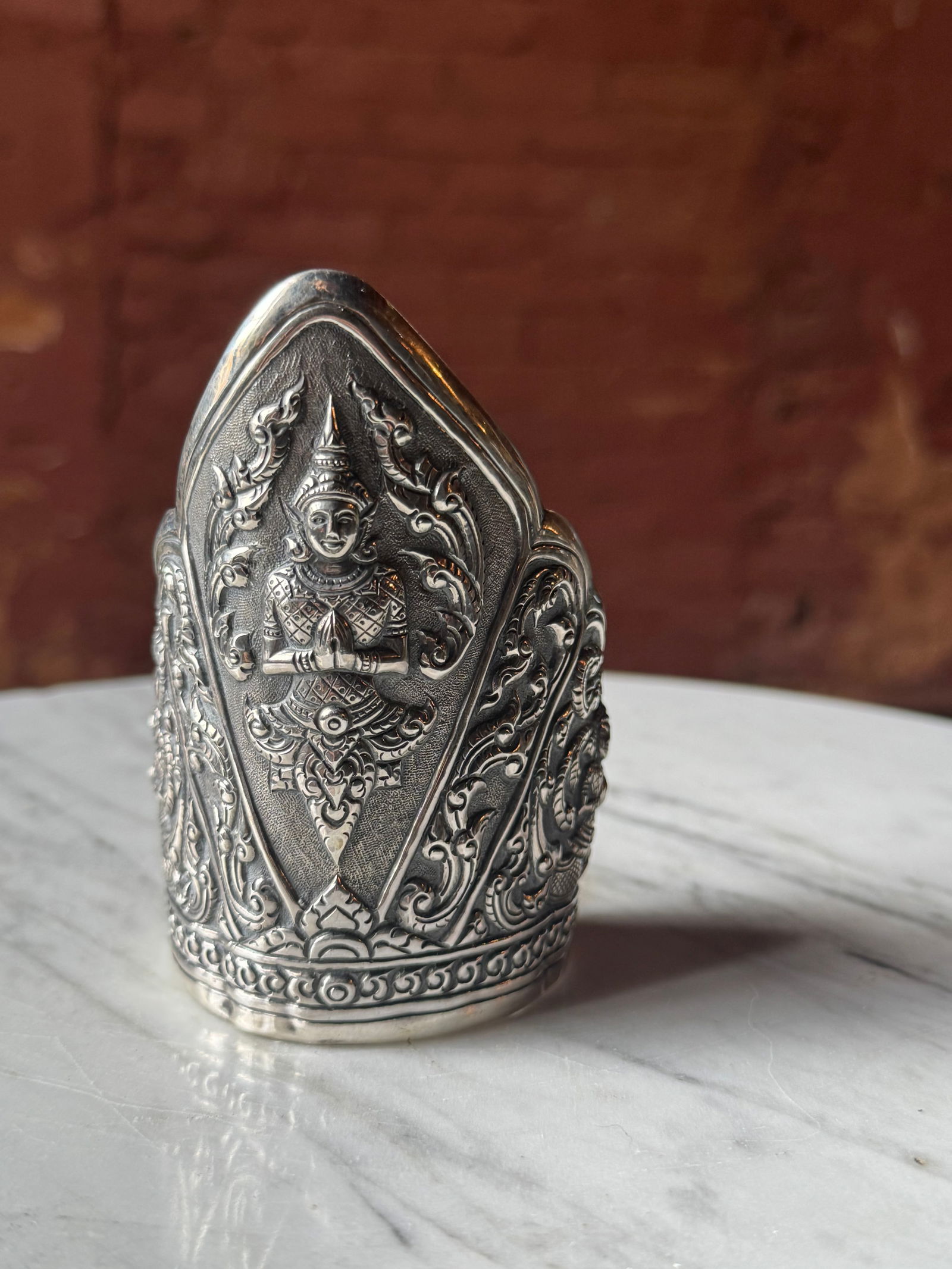Antique Chinese Qing Dynasty Silver Cuff bracelet: Beautiful antique Chinese silver cuff bracelet Sterling