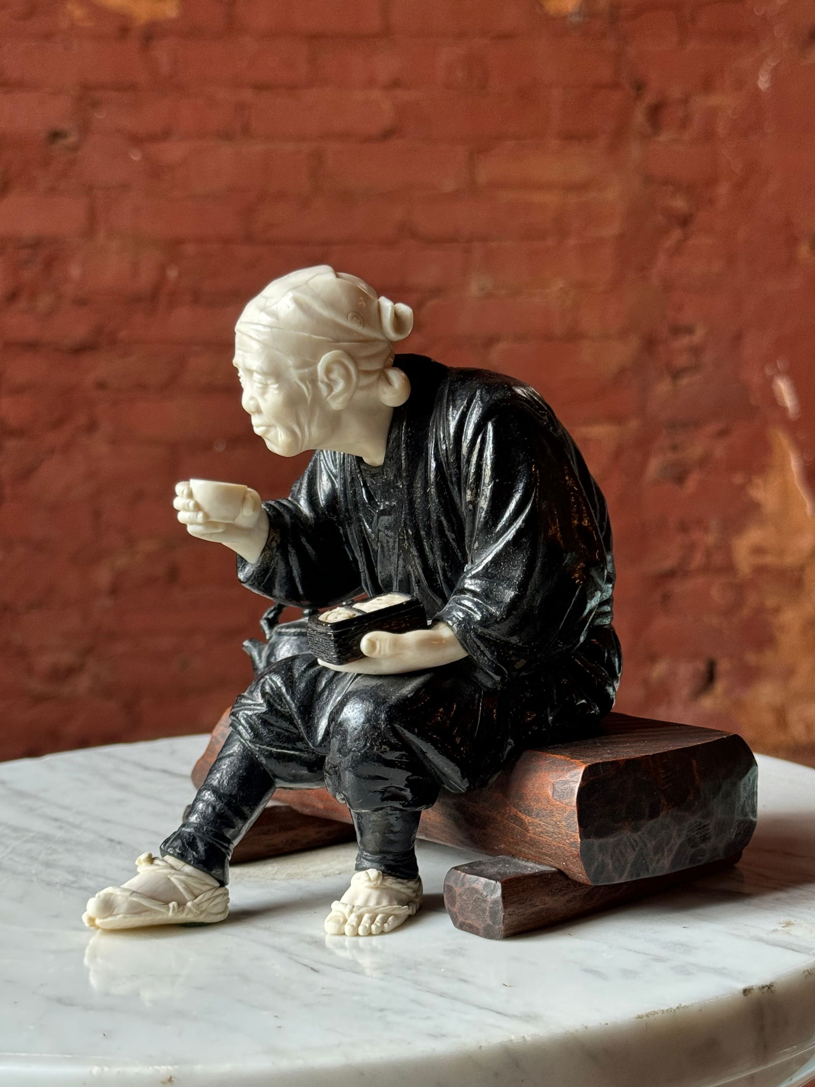 Fine Meiji Okimono Japanese Figure Signed: Fine 19th century Meiji period Okimono Figure. Signed. Beautifully carved and sculpted. A fine example of mixed rare material sculpture by a clear Meiji period Master. From a fine Palm Beach Estate